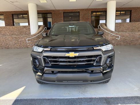 New 2026 Chevrolet Colorado LT image 2
