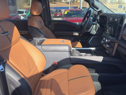 Used 2024 Ford F350 Platinum image 4