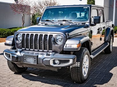 Used 2023 Jeep Gladiator Sport