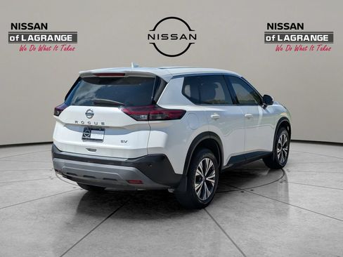 Used 2021 Nissan Rogue SV FWD image 5