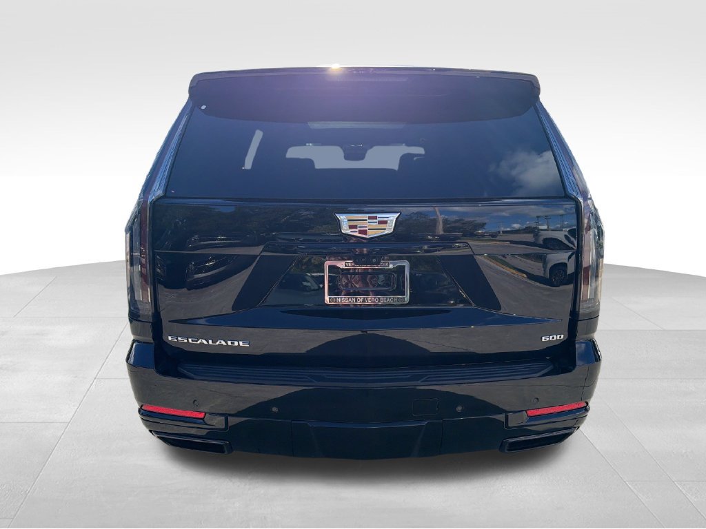 Used 2025 Cadillac Escalade Sport AWD/4WD image 6