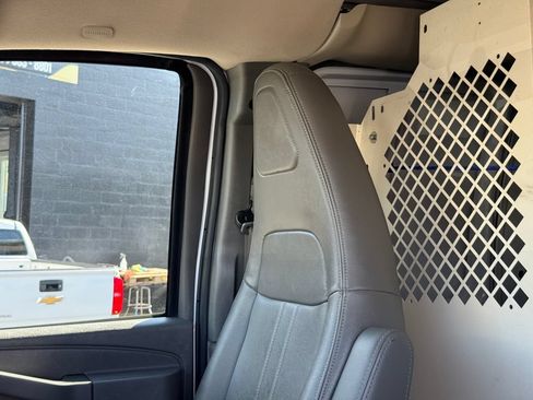 Used 2024 Chevrolet Express 2500 w/ Driver Convenience Package RWD image 18