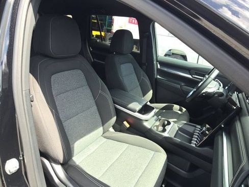 Certified 2026 GMC Terrain Elevation AWD/4WD image 10