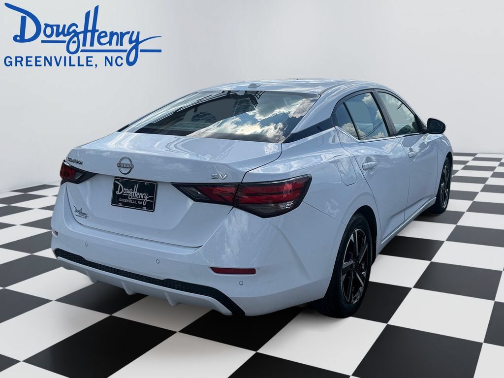 Used 2024 Nissan Sentra SV FWD image 5