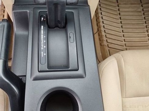 Used 2005 Ford Mustang Coupe RWD image 16