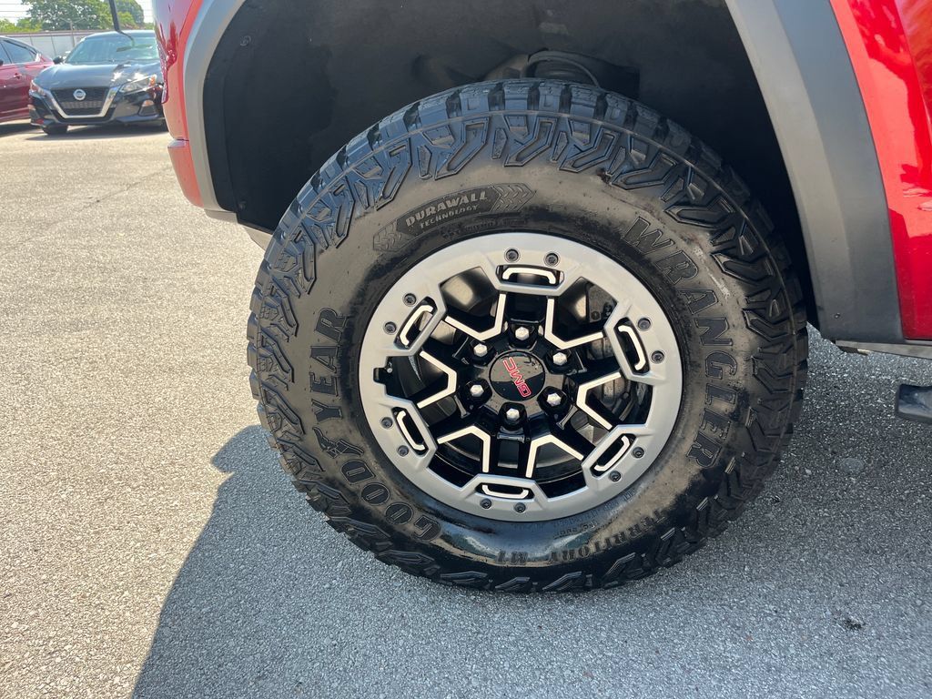 Used 2023 GMC Canyon AT4X w/ Edition 1 AWD/4WD image 28