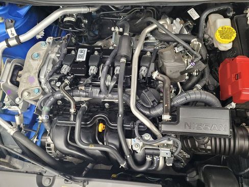 Used 2025 Nissan Sentra SV w/ SV Premium Package image 30