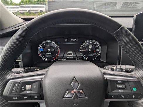 Used 2024 Mitsubishi Outlander SEL AWD/4WD image 40
