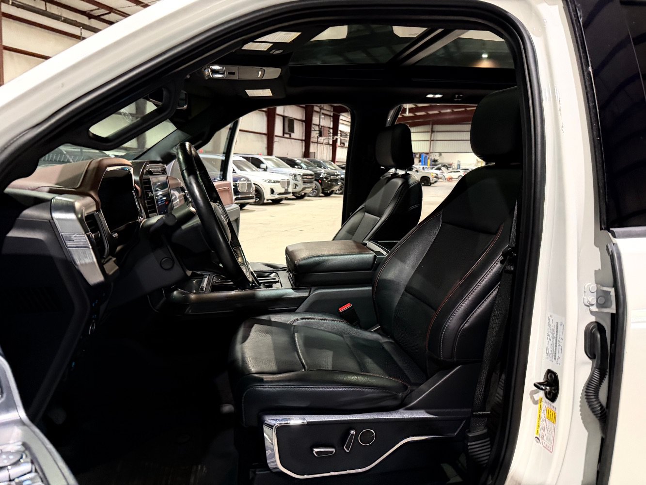 Used 2022 Ford F150 Lariat w/ Equipment Group 502A High AWD/4WD image 14