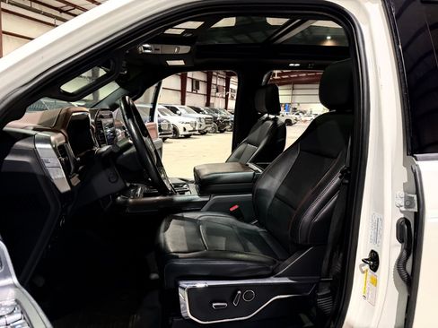 Used 2022 Ford F150 Lariat w/ Equipment Group 502A High AWD/4WD image 14