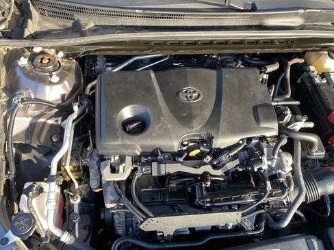 Used 2023 Toyota Camry SE FWD image 19