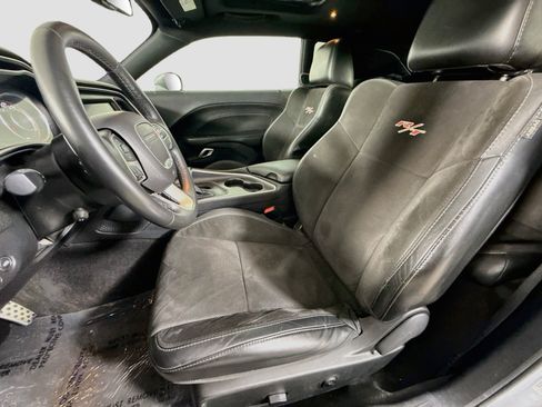 Used 2016 Dodge Challenger R/T Scat Pack w/ Leather Interior Group RWD image 22