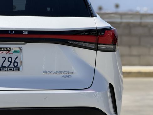 Certified 2024 Lexus RX 450h AWD w/ Convenience Package image 13
