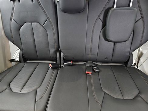 Used 2020 Chrysler Pacifica Touring-L Plus w/ Advanced Safetytec Group image 13