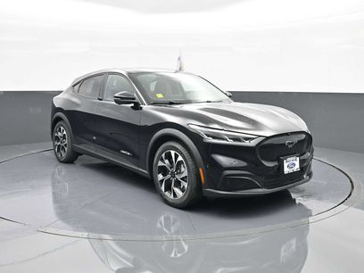 New 2024 Ford Mustang Mach-E Select w/ Comfort Package Lite