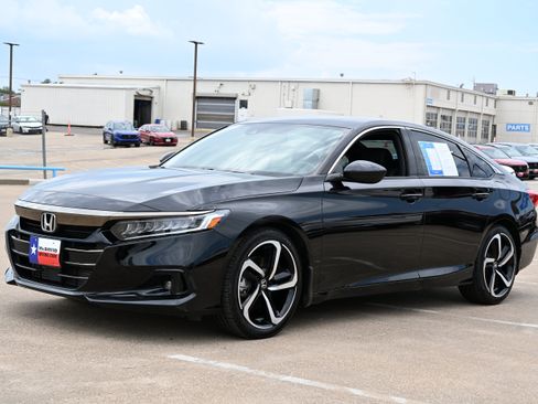 Used 2022 Honda Accord Sport image 1