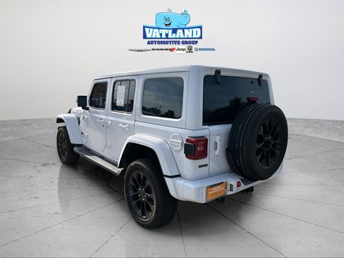 Certified 2021 Jeep Wrangler Unlimited Sahara image 3