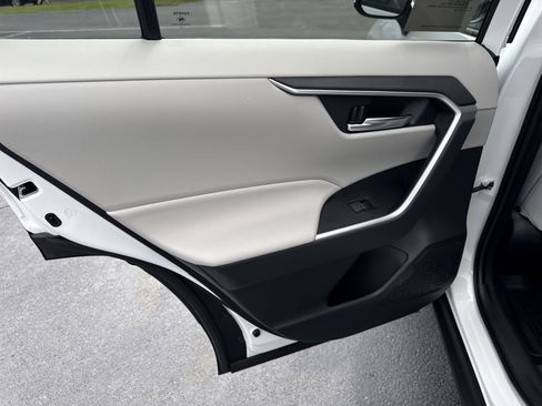 New 2025 Toyota RAV4 XLE Premium image 27