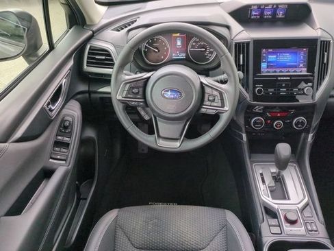 Used 2024 Subaru Forester Premium AWD/4WD image 19