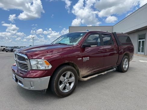 Used 2019 RAM 1500 Lone Star RWD image 1