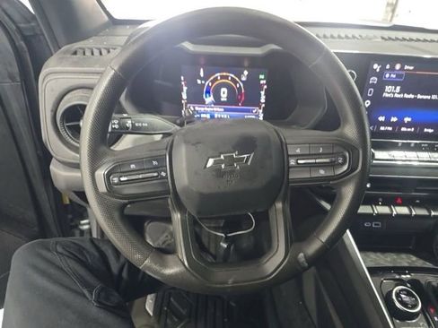 Used 2023 Chevrolet Colorado Trail Boss w/ Technology Package AWD/4WD image 19