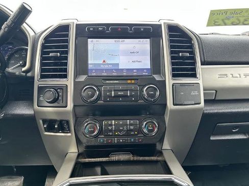 Certified 2020 Ford F350 Lariat image 26