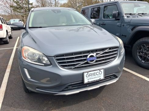 Used 2016 Volvo XC60 T6 w/ Proximity Package AWD/4WD image 1