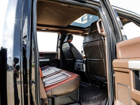 Used 2019 Ford F250 King Ranch w/ King Ranch Ultimate Package AWD/4WD image 40