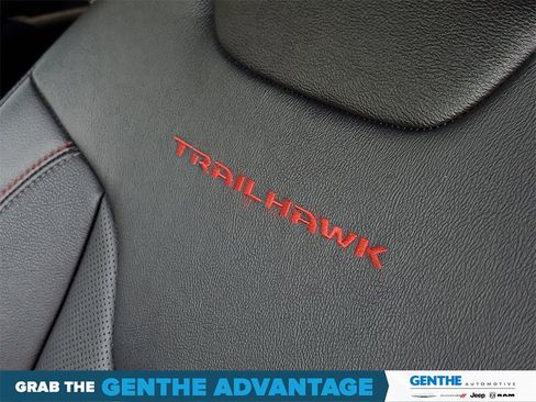 Used 2024 Jeep Compass Trailhawk w/ Trailhawk Elite Group image 10