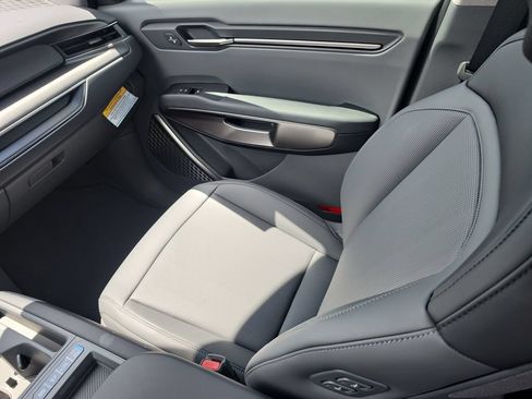 New 2026 Kia EV9 Light RWD image 17