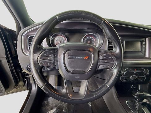 Used 2016 Dodge Charger SE w/ Popular Equipment Group image 13