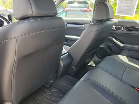 Used 2025 Honda Civic Sport image 16