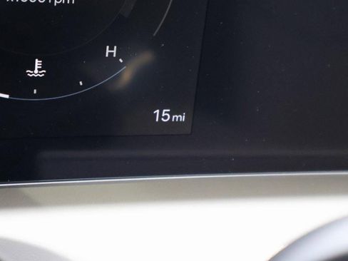 New 2026 Hyundai Tucson Limited image 32