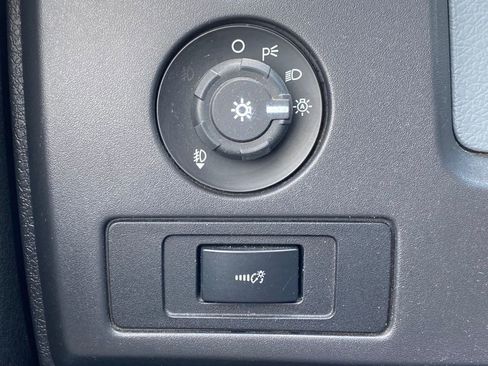 Used 2013 Ford F150 XLT w/ Luxury Equipment Group image 25