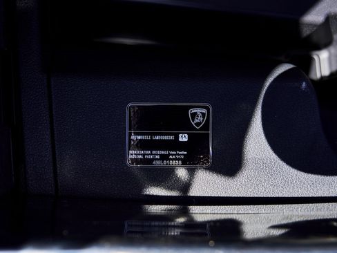 Used 2024 Lamborghini Urus Performante image 27
