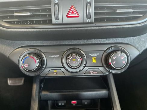 Certified 2024 Kia Forte LXS w/ LXS Technology Package FWD image 18