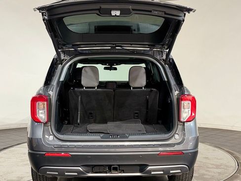 Used 2023 Ford Explorer XLT w/ Equipment Group 202A image 33