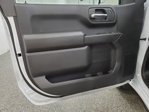 Used 2025 Chevrolet Silverado 1500 W/T w/ Trailering Package image 16