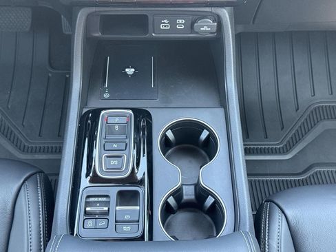 Certified 2025 Honda Pilot EX-L image 17