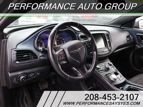 Used 2015 Chrysler 200 S w/ Navigation & Sound Group I image 18