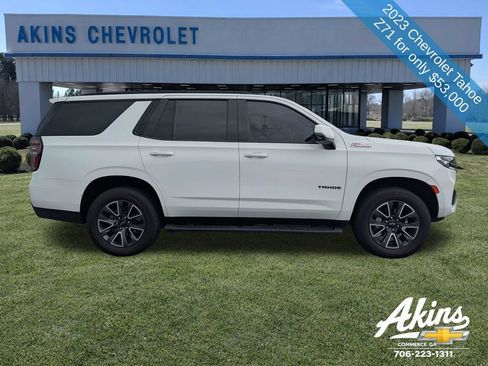 Used 2023 Chevrolet Tahoe Z71 w/ Luxury Package AWD/4WD image 3