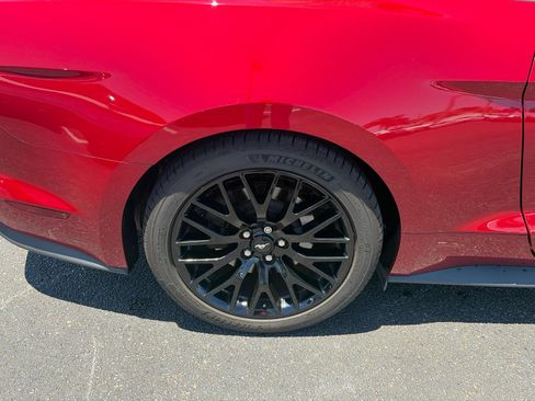 Used 2021 Ford Mustang GT Premium w/ GT Performance Package RWD image 10