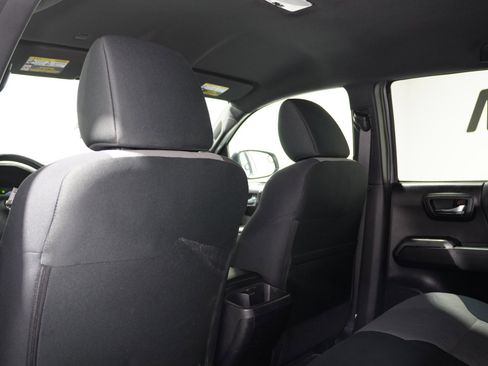 Used 2022 Toyota Tacoma TRD Sport w/ Technology Package image 16