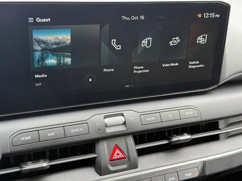 New 2025 Kia K4 LXS image 10