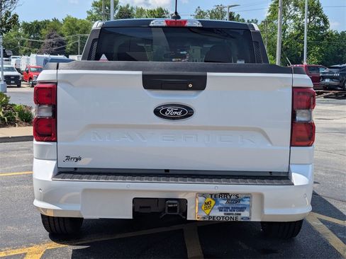 New 2025 Ford Maverick Lobo image 4