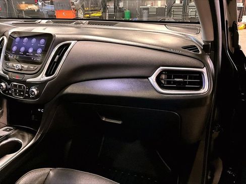 Used 2021 Chevrolet Equinox LT AWD/4WD image 13