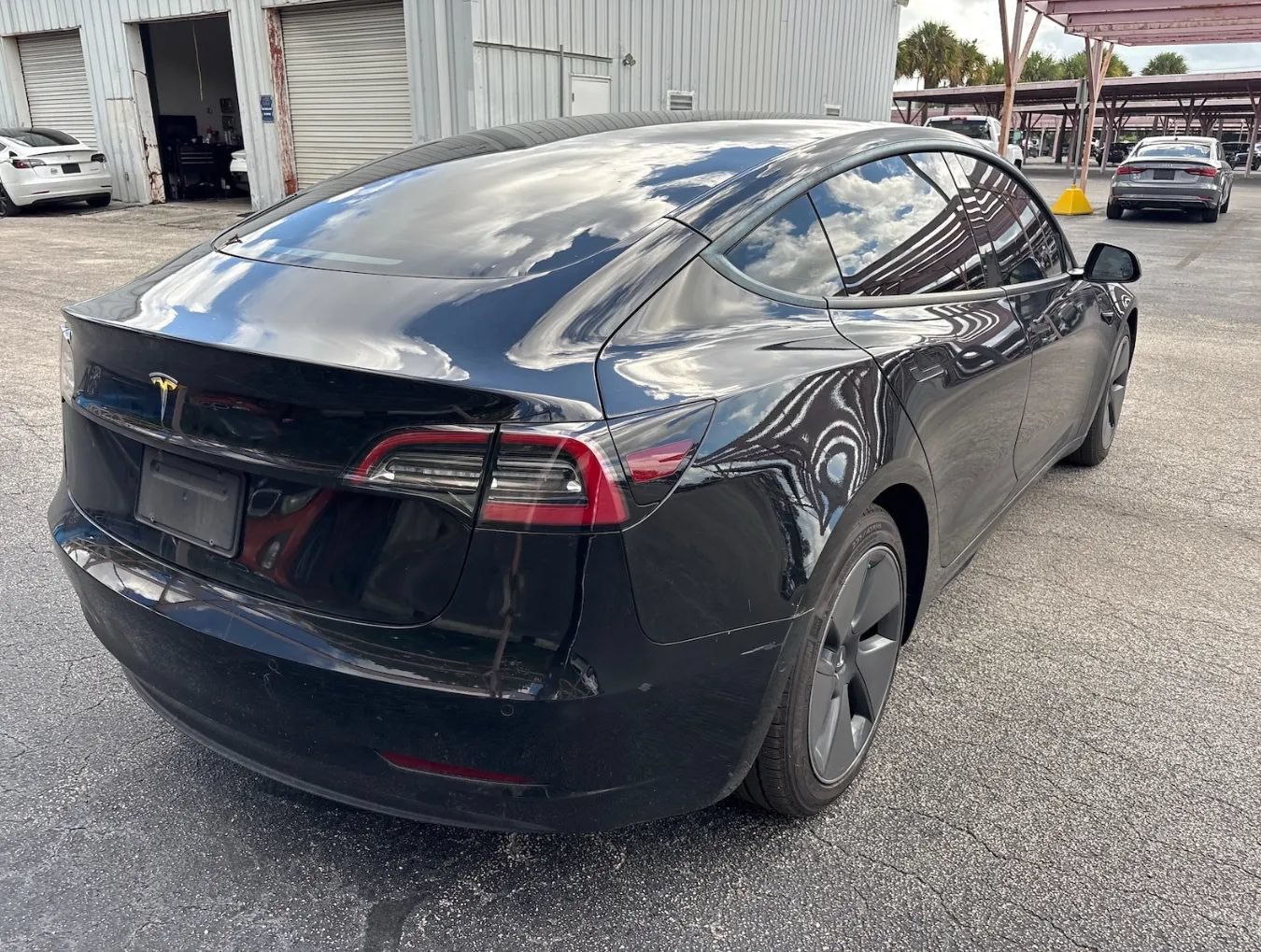 Used 2021 Tesla Model 3 Standard Range Plus RWD image 2
