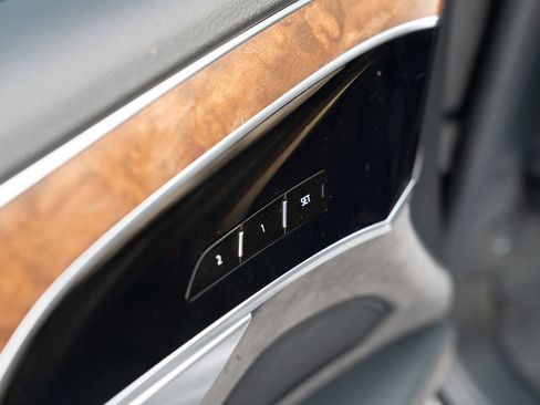 Used 2021 Audi A8 L 3.0T w/ Executive Plus Package image 21