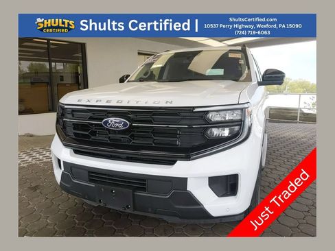 Certified 2025 Ford Expedition Active AWD/4WD image 1