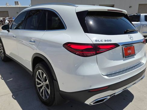 Used 2024 Mercedes-Benz GLC 300 4MATIC image 8